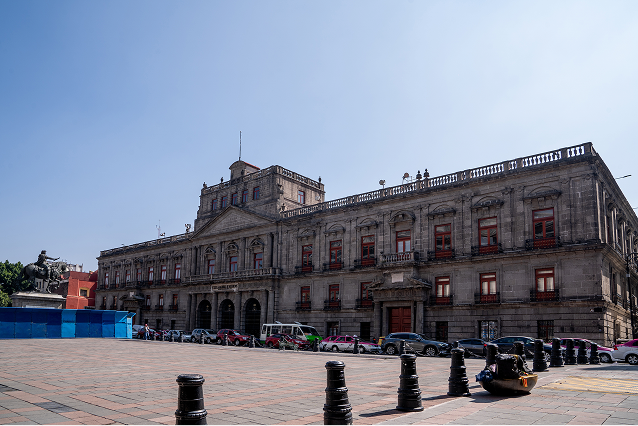 El Palacio de Minería, obra del arquitecto Manuel Tolsá.