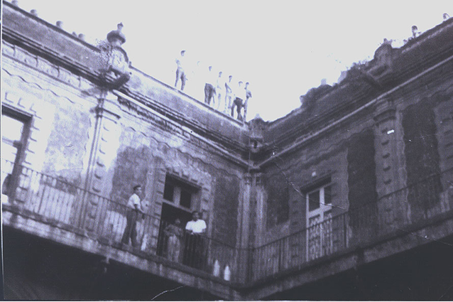La vecindad de Tacuba 17 era un espacio de convivencia. Según los testimonios de los vecinos todos se llevaban muy bien (Fotografía cortesía de la familia Vázquez, que vivió en el inmueble).